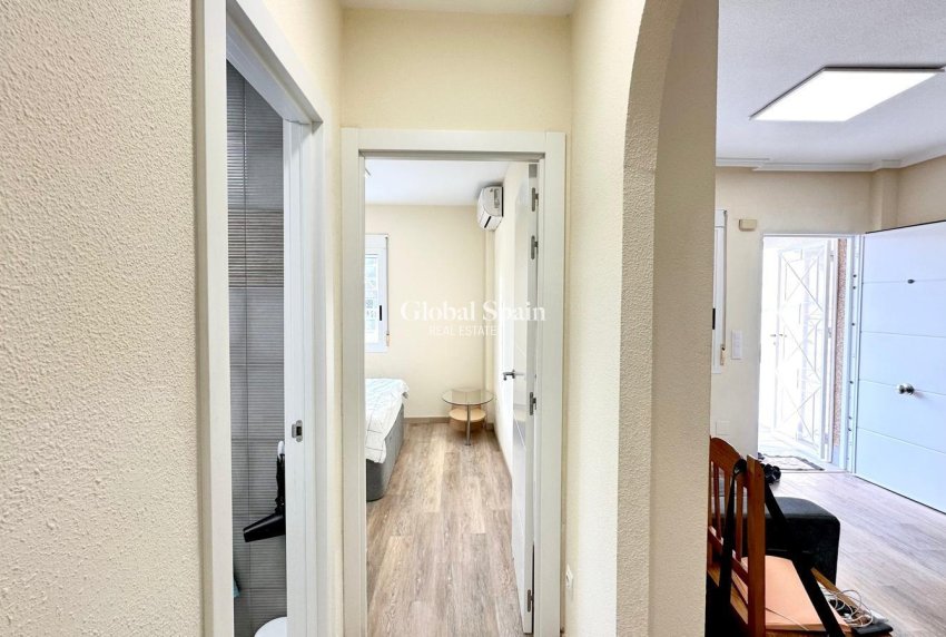 Resale - APARTMENT -
TORREVIEJA - Torreblanca