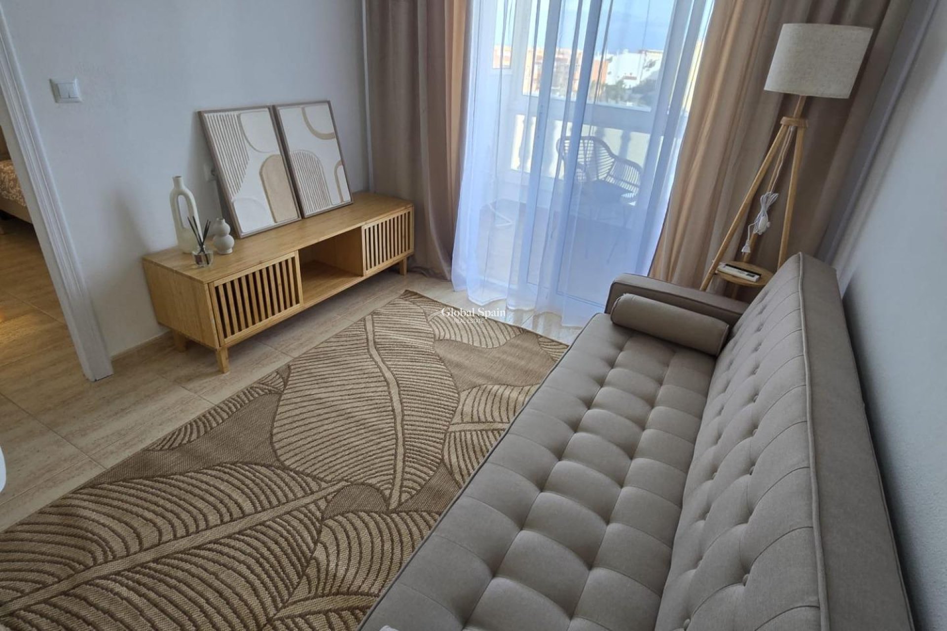 Resale - APARTMENT -
TORREVIEJA - Torreblanca