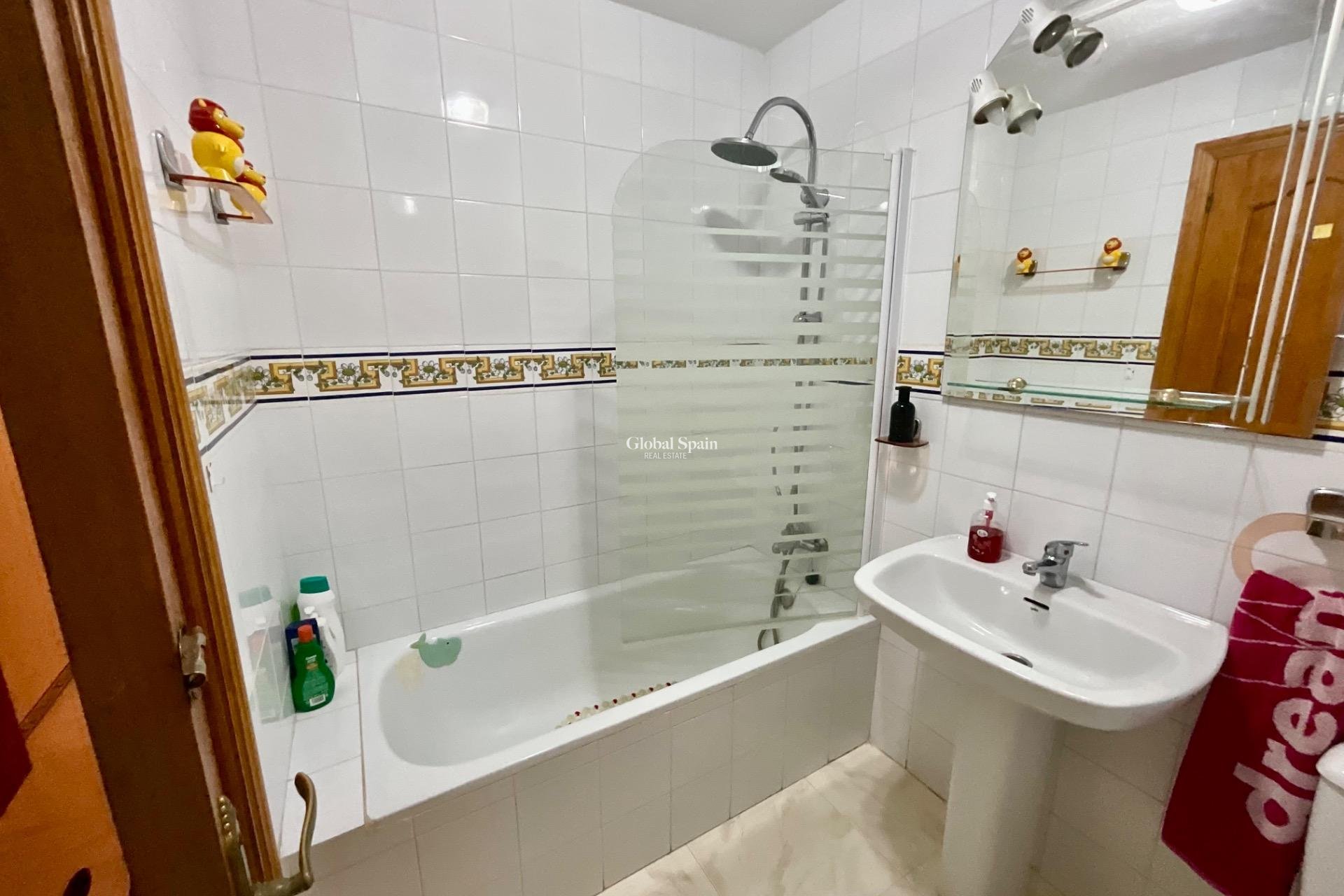 Resale - APARTMENT -
TORREVIEJA - Torreblanca