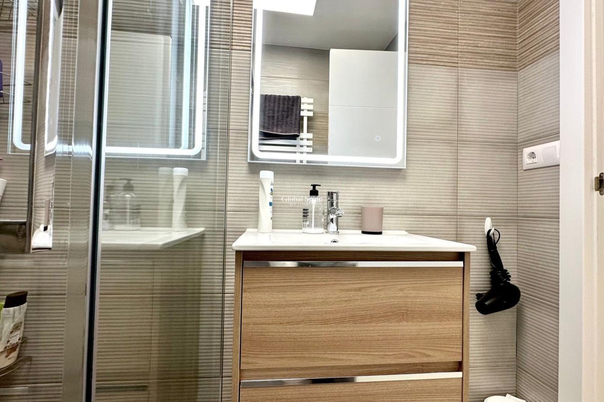 Resale - APARTMENT -
TORREVIEJA - Torreblanca