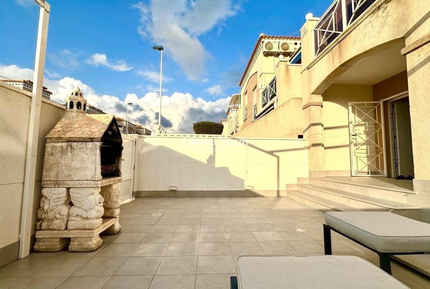 Resale - APARTMENT -
TORREVIEJA - Torreblanca