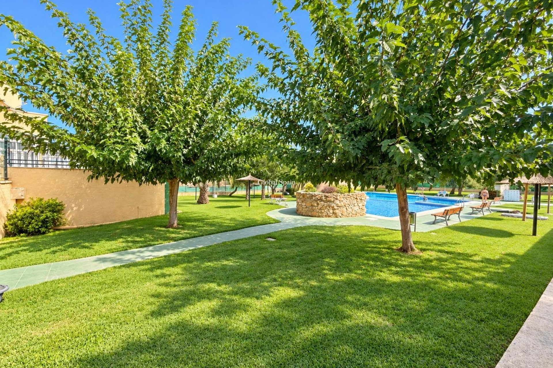 Resale - APARTMENT -
TORREVIEJA - Torreblanca