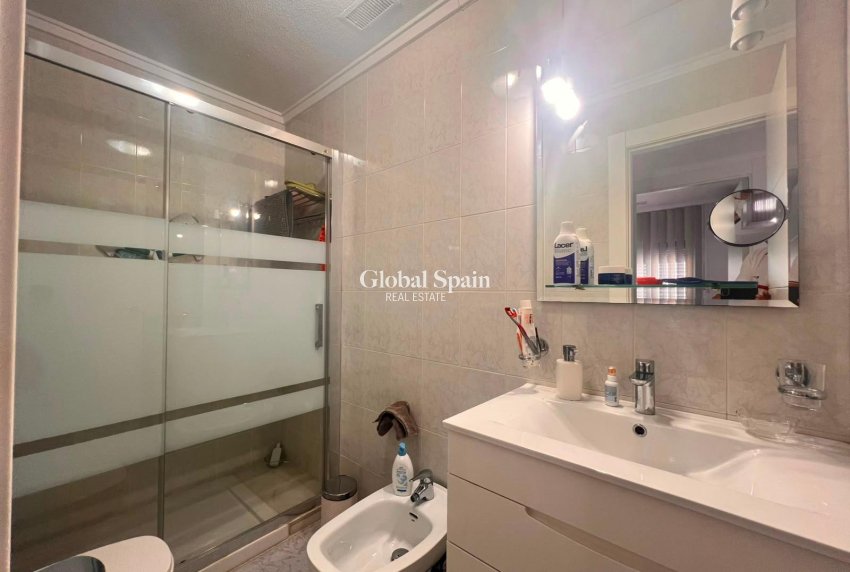 Resale - APARTMENT -
TORREVIEJA - Torrejón