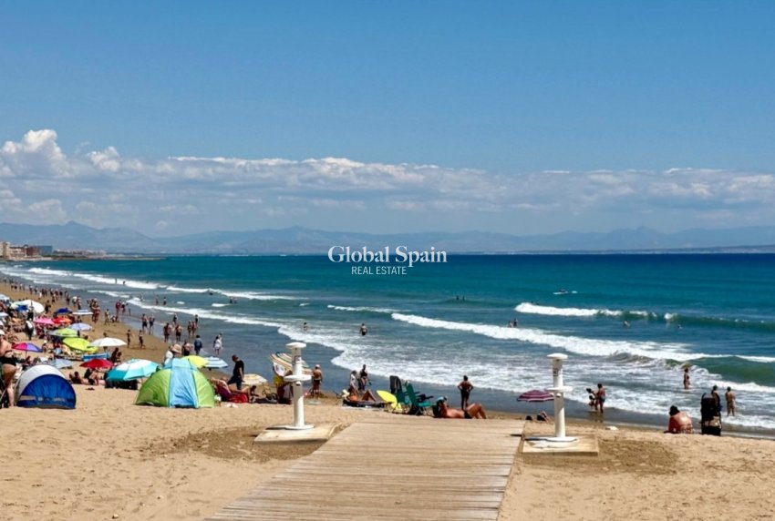 Resale - Apartment -
TORREVIEJA - Torrelamata - La Mata