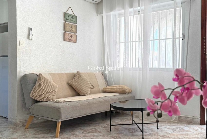 Resale - Apartment -
TORREVIEJA - Torrelamata - La Mata