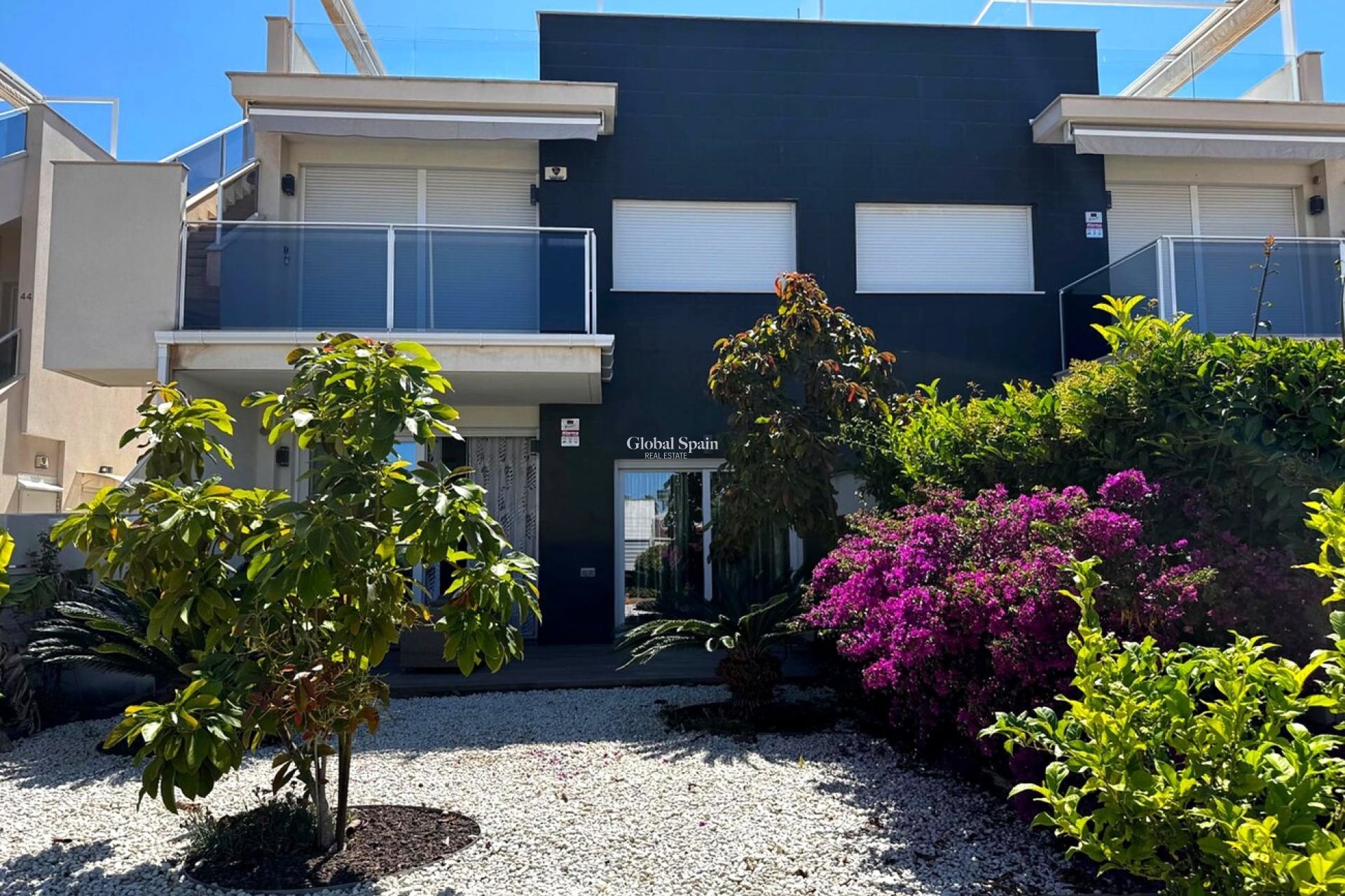 Resale - APARTMENT -
TORREVIEJA - Torreta Florida