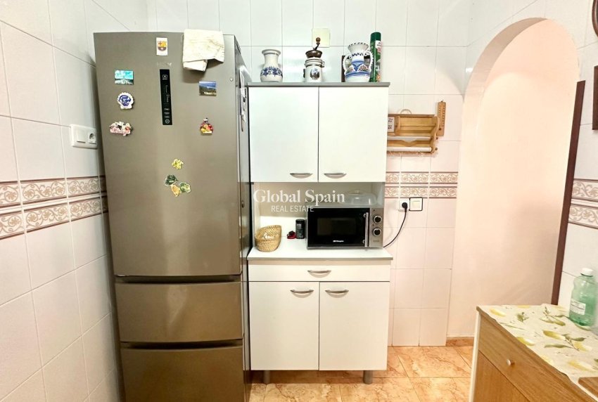 Resale - APARTMENT -
TORREVIEJA - Torretas