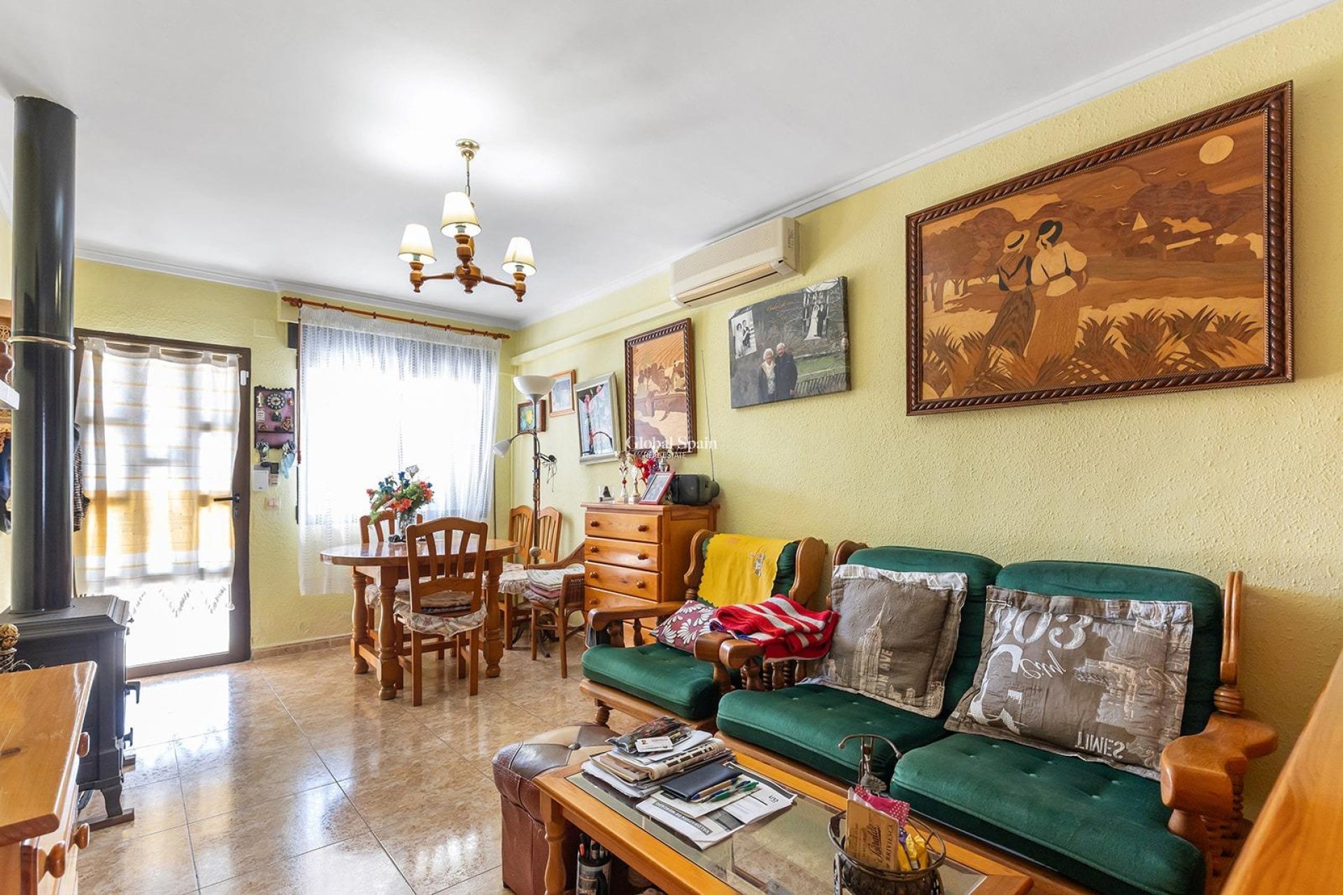 Resale - APARTMENT -
TORREVIEJA - Torretas