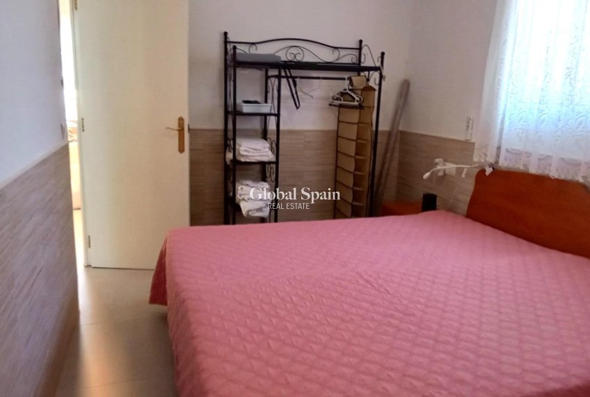 Resale - APARTMENT -
TORREVIEJA - Torretas