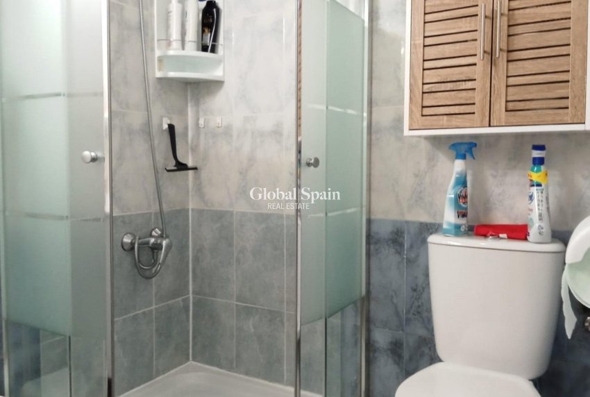 Resale - APARTMENT -
TORREVIEJA - Torretas