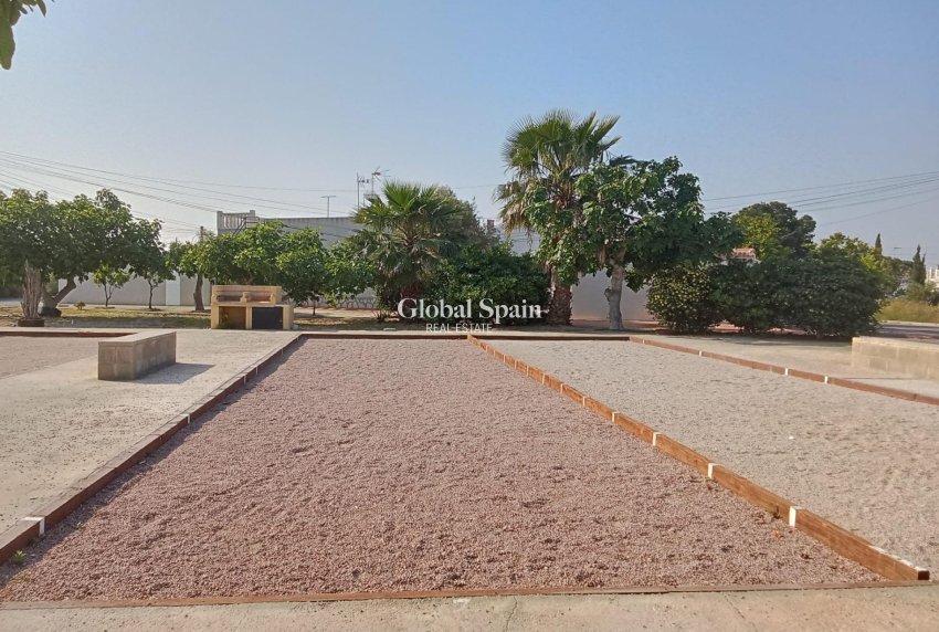 Resale - APARTMENT -
TORREVIEJA - Torretas