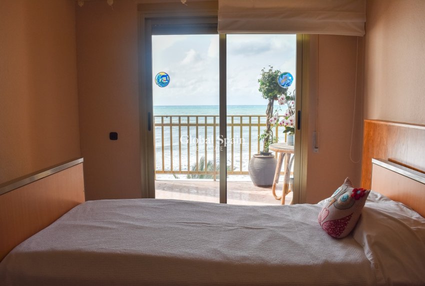 Resale - APARTMENT -
TORREVIEJA - Torrevieja Centro