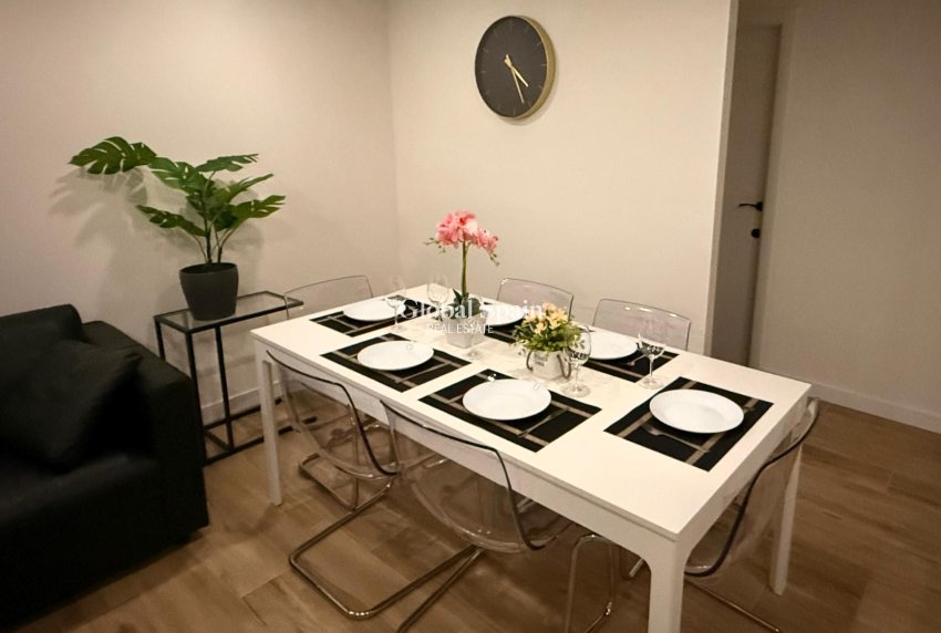 Resale - APARTMENT -
TORREVIEJA - Torrevieja