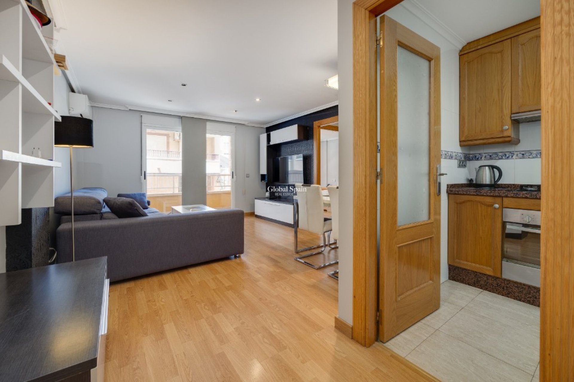 Resale - Apartment -
TORREVIEJA - Torrevieja