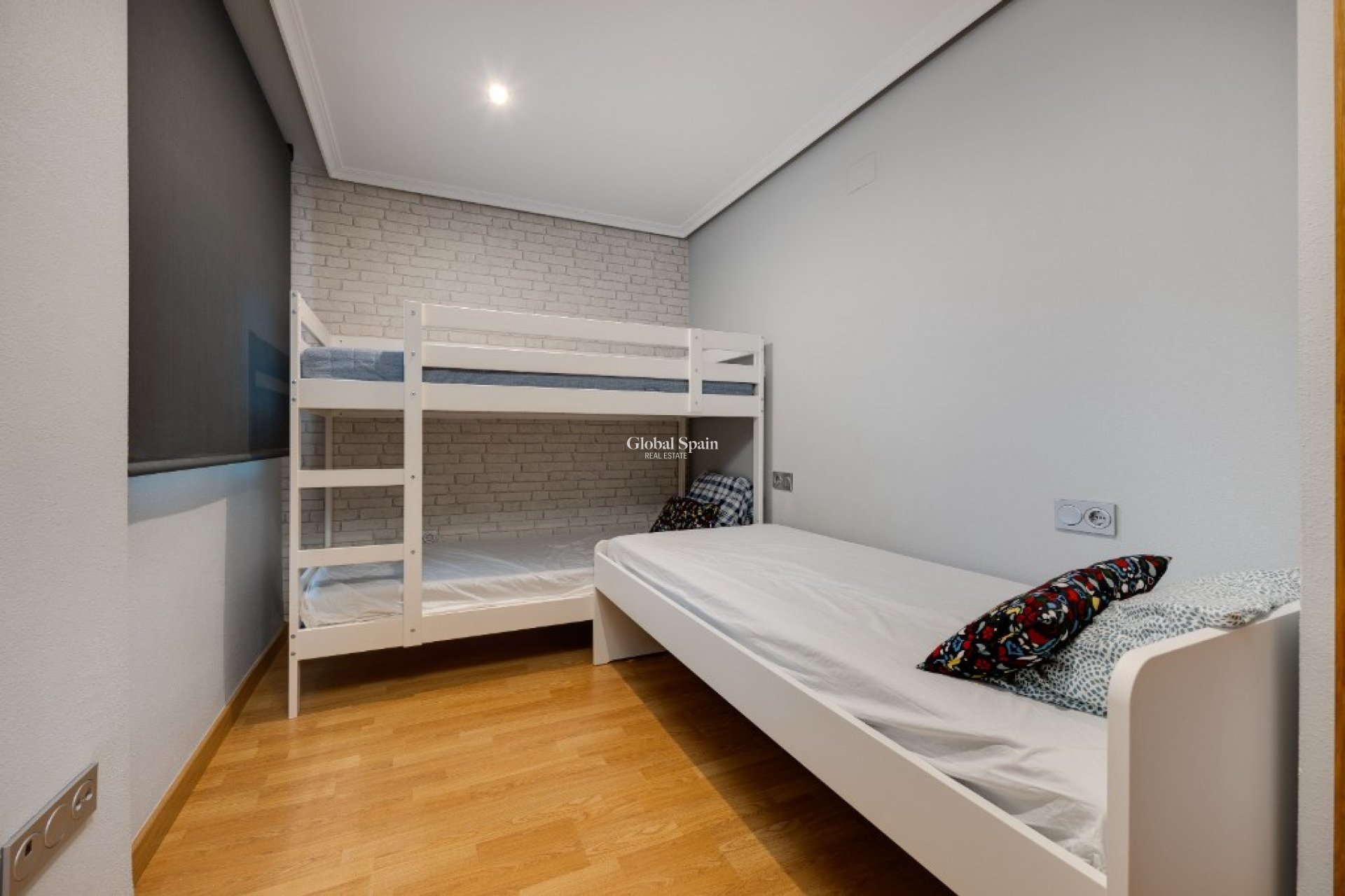 Resale - Apartment -
TORREVIEJA - Torrevieja