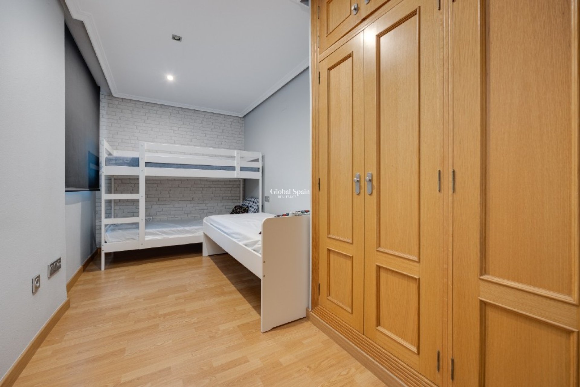 Resale - Apartment -
TORREVIEJA - Torrevieja