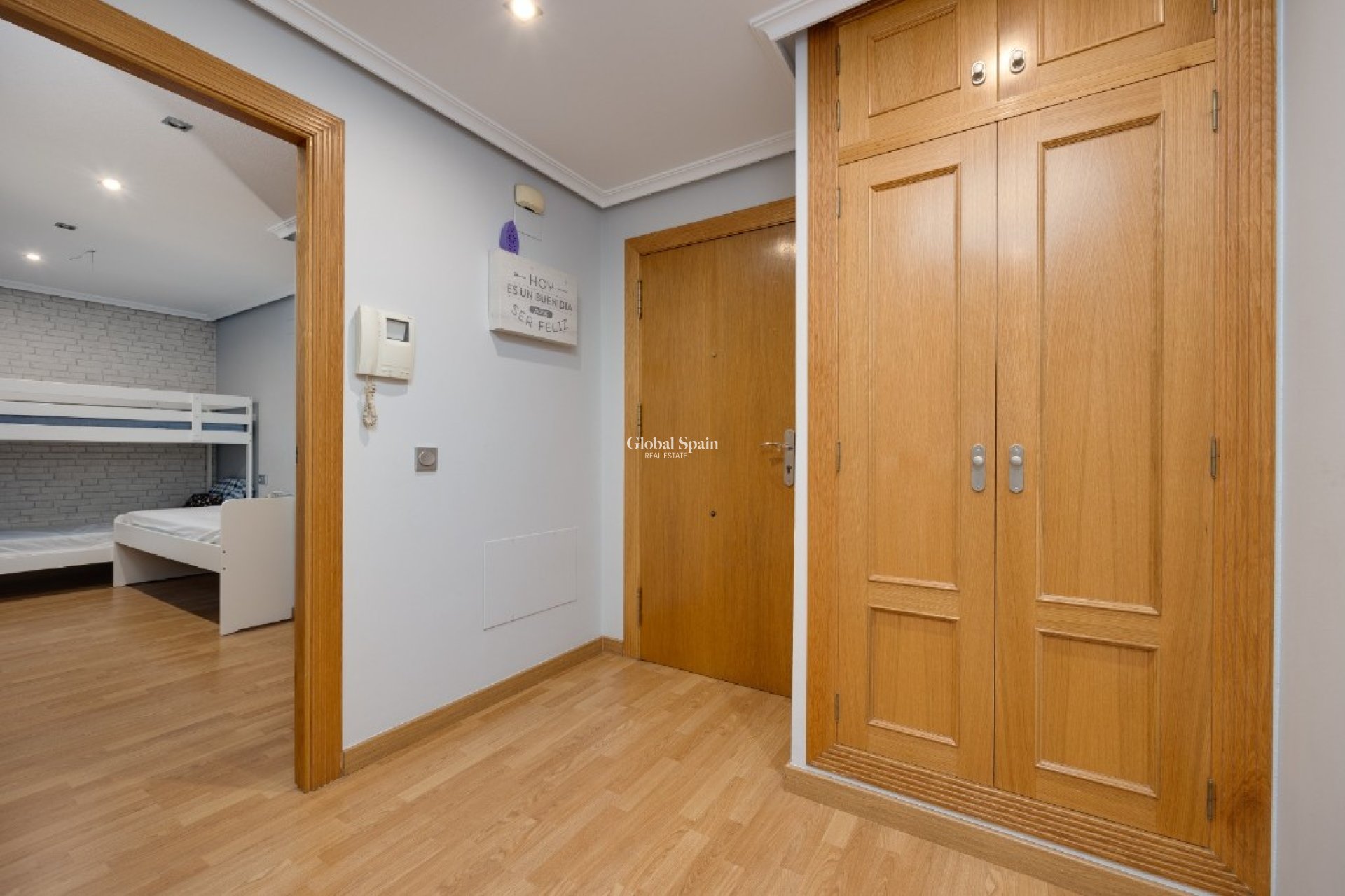 Resale - Apartment -
TORREVIEJA - Torrevieja