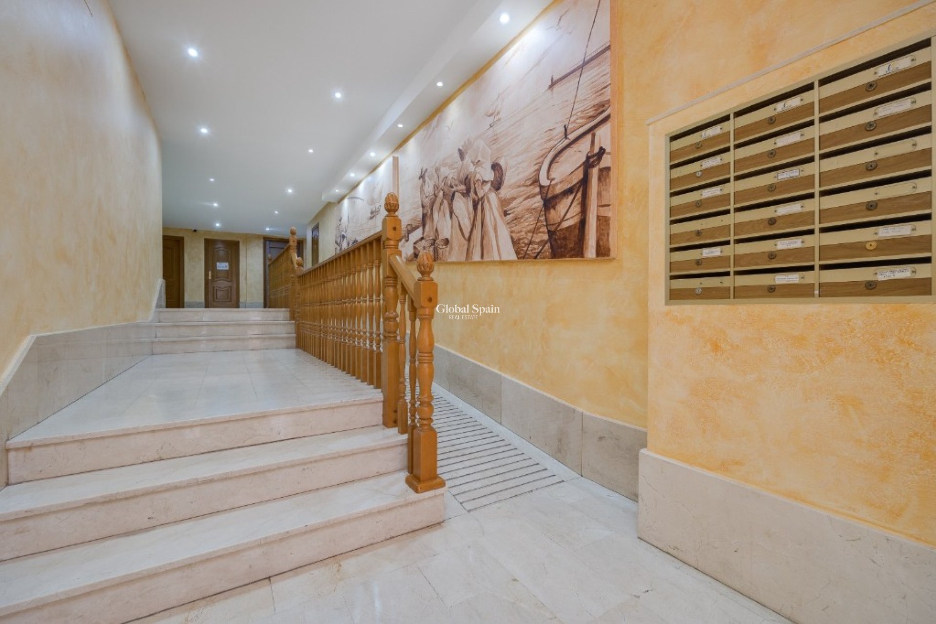 Resale - Apartment -
TORREVIEJA - Torrevieja