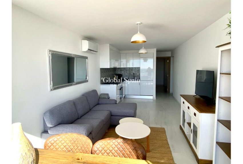 Resale - Apartment -
TORREVIEJA - Torrevieja
