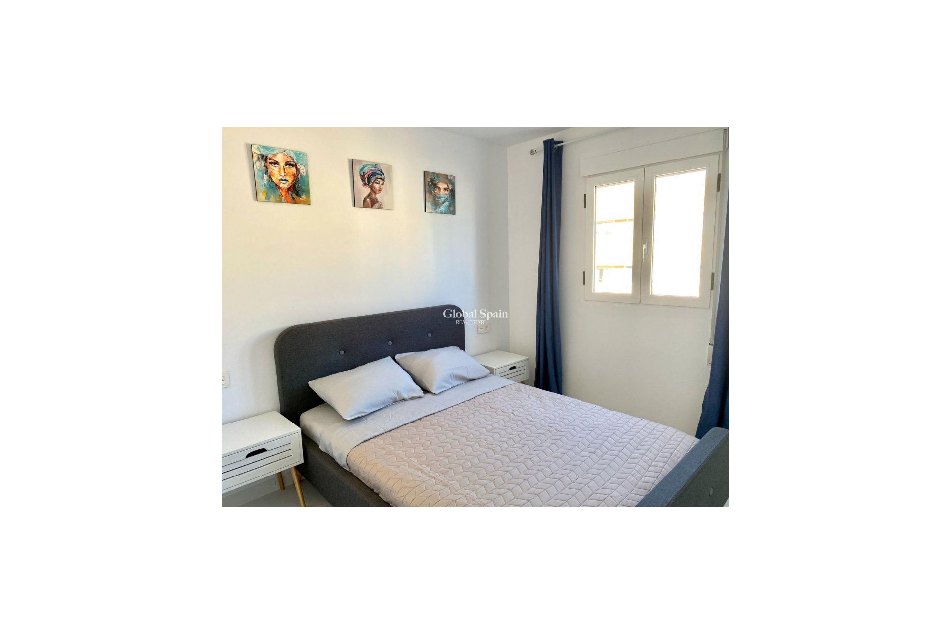 Resale - Apartment -
TORREVIEJA - Torrevieja