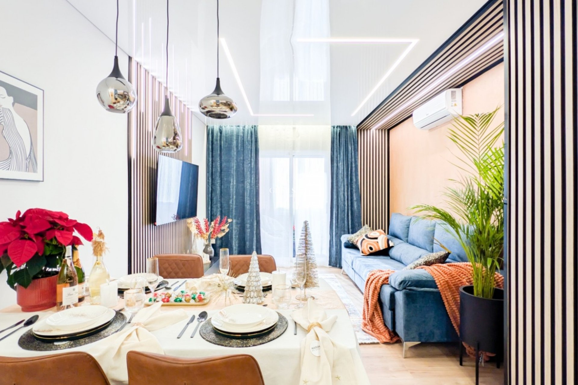 Resale - APARTMENT -
TORREVIEJA - Torrevieja