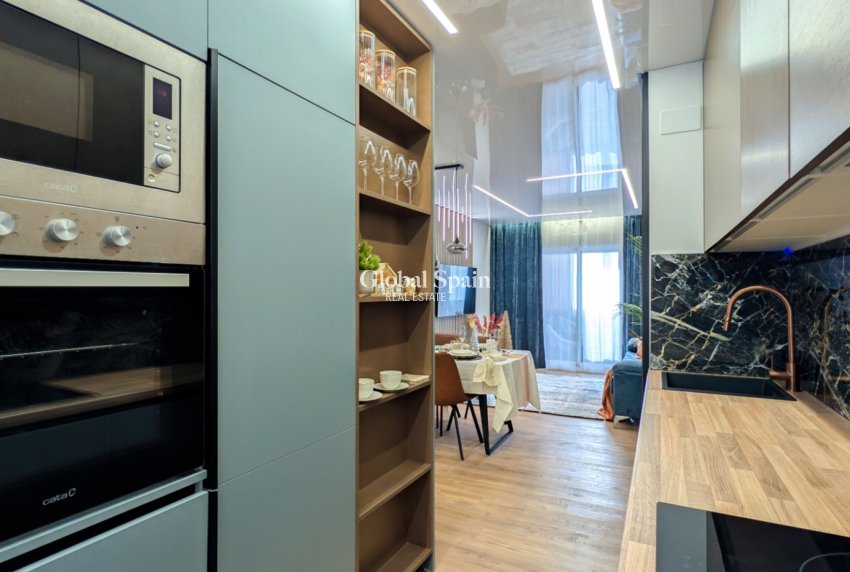 Resale - APARTMENT -
TORREVIEJA - Torrevieja