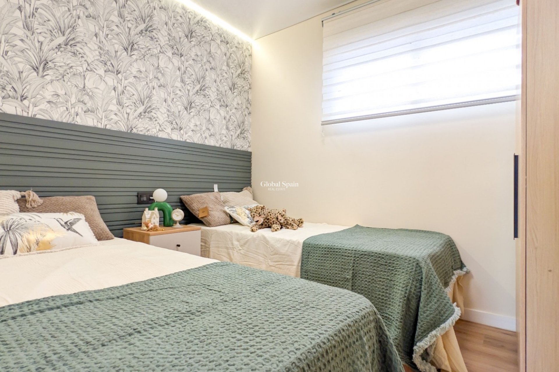 Resale - APARTMENT -
TORREVIEJA - Torrevieja