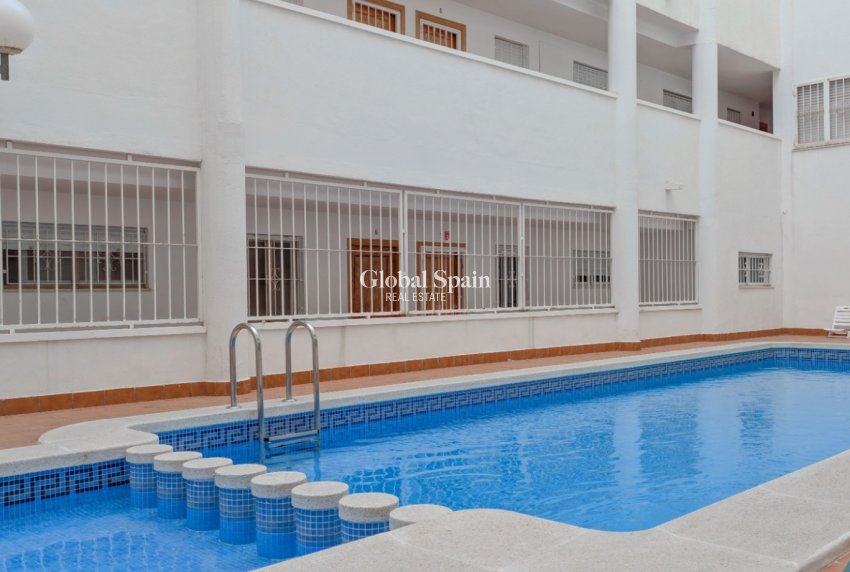 Resale - APARTMENT -
TORREVIEJA - Torrevieja