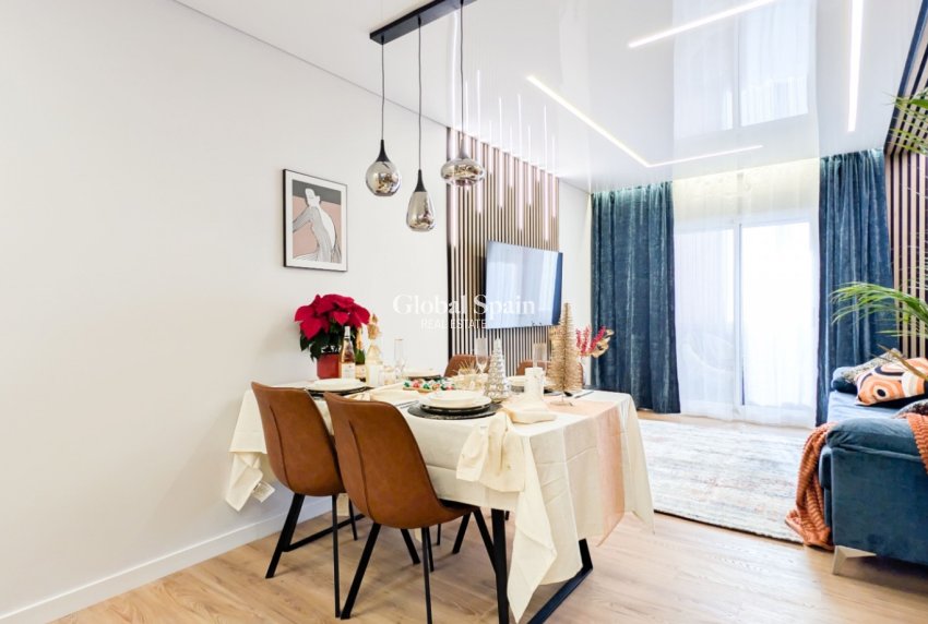 Resale - APARTMENT -
TORREVIEJA - Torrevieja