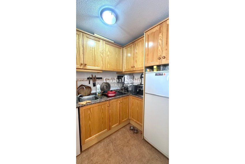 Resale - APARTMENT -
TORREVIEJA - Torrevieja