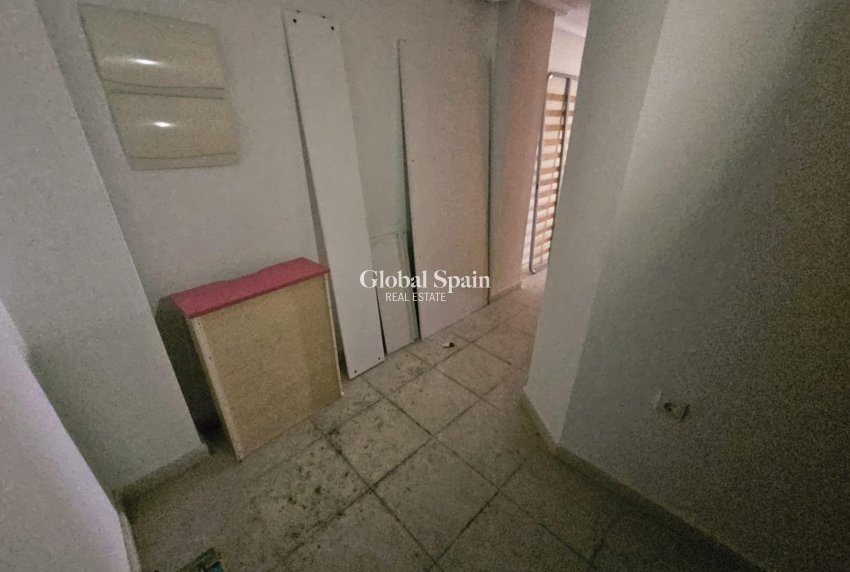 Resale - APARTMENT -
TORREVIEJA - Torrevieja