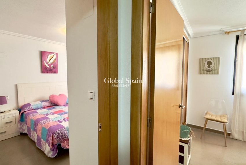 Resale - APARTMENT -
TORREVIEJA - Torrevieja