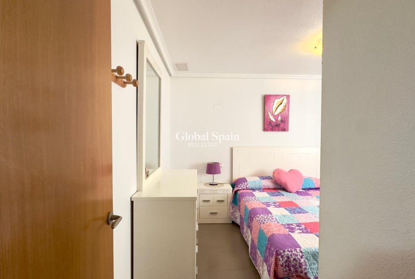 Resale - APARTMENT -
TORREVIEJA - Torrevieja