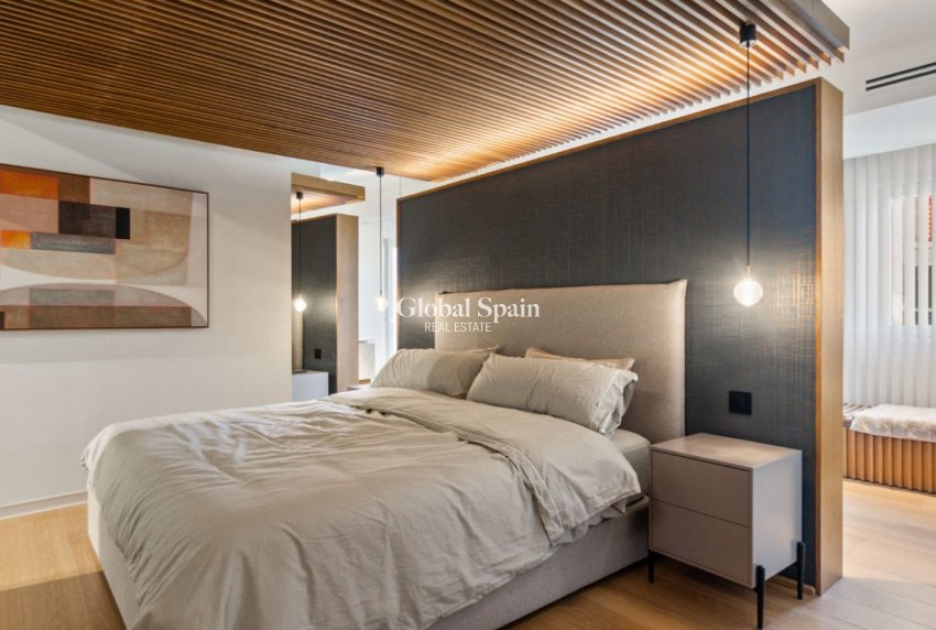 Resale - APARTMENT -
TORREVIEJA - Torrevieja