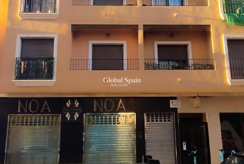 Resale - APARTMENT -
TORREVIEJA - Torrevieja