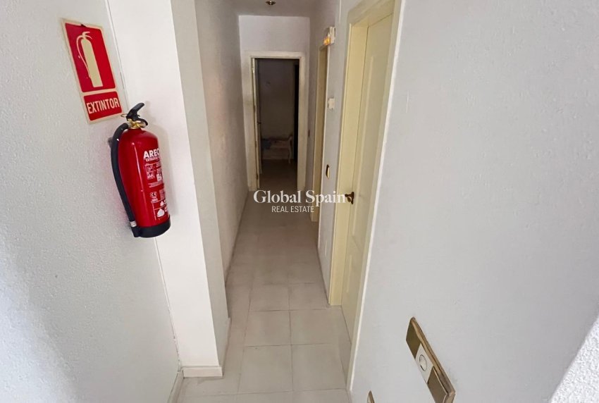 Resale - APARTMENT -
TORREVIEJA - Torrevieja