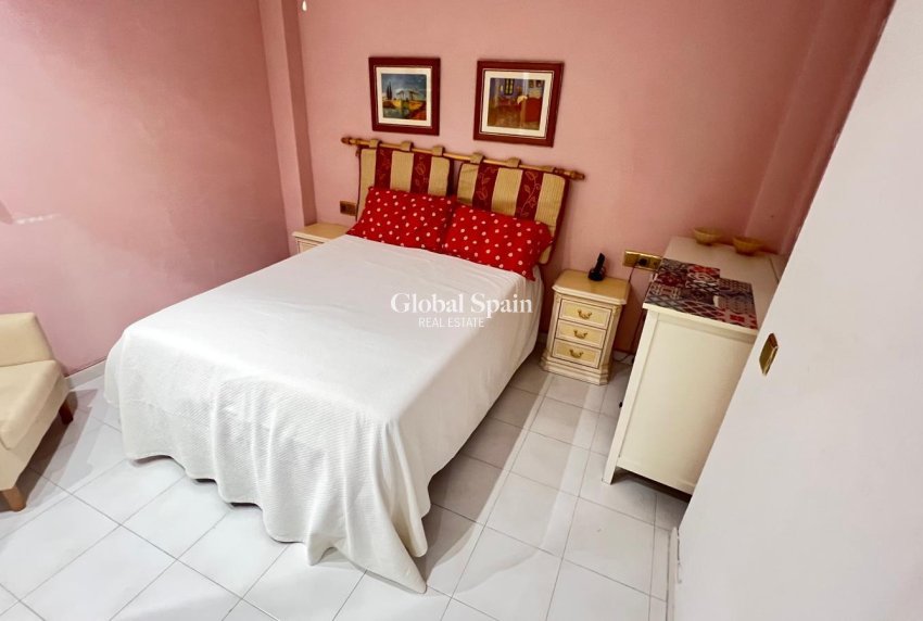 Resale - APARTMENT -
TORREVIEJA - Torrevieja