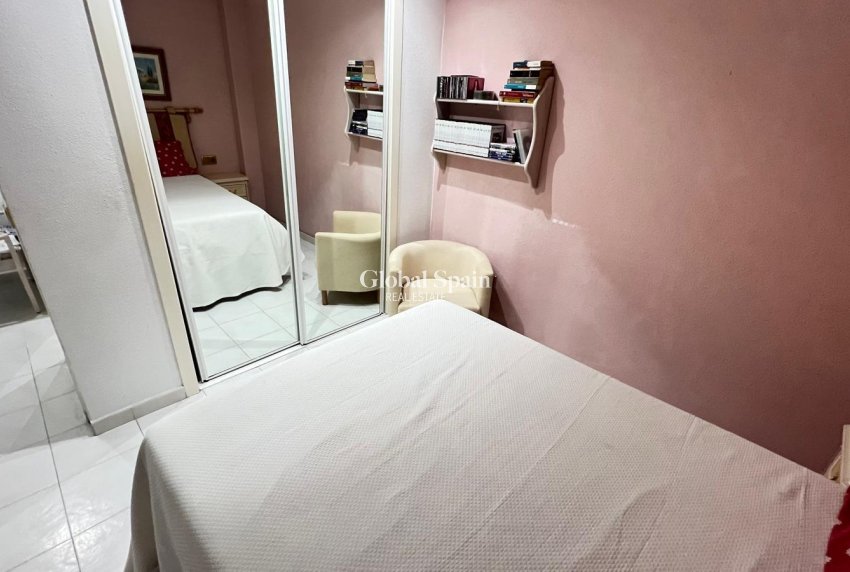 Resale - APARTMENT -
TORREVIEJA - Torrevieja