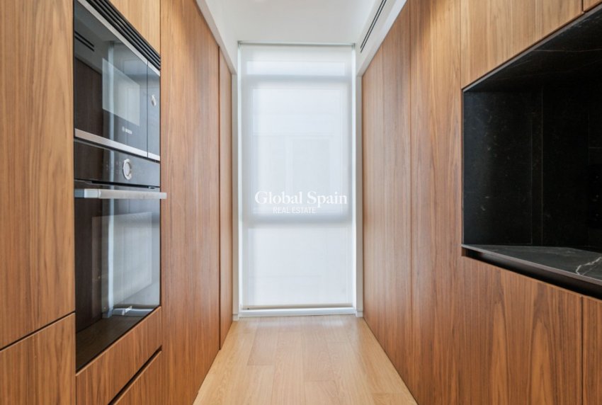 Resale - APARTMENT -
TORREVIEJA - Torrevieja