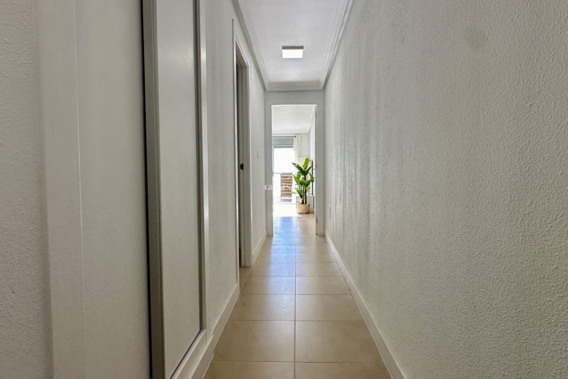 Resale - APARTMENT -
TORREVIEJA - Torrevieja