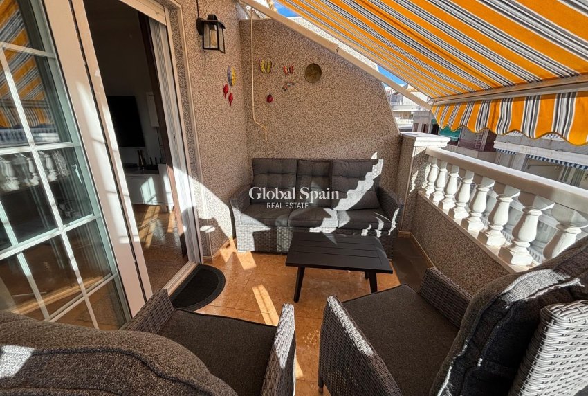 Resale - APARTMENT -
TORREVIEJA - Torrevieja