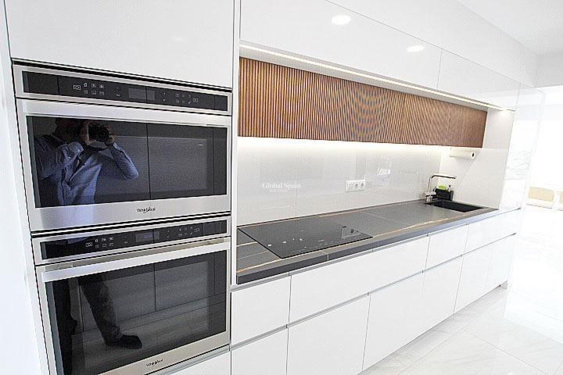 Resale - APARTMENT -
TORREVIEJA - Torrevieja