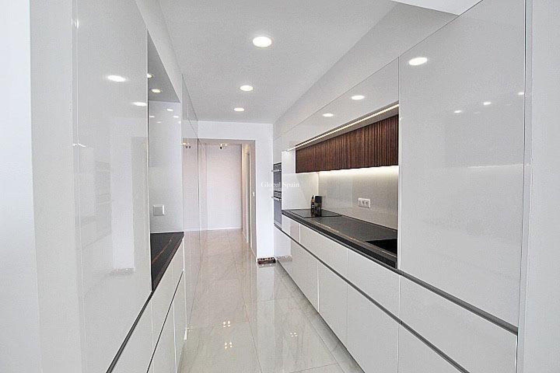 Resale - APARTMENT -
TORREVIEJA - Torrevieja