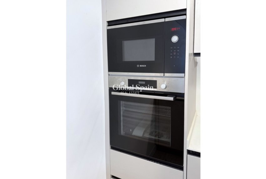 Resale - APARTMENT -
TORREVIEJA - Torrevieja