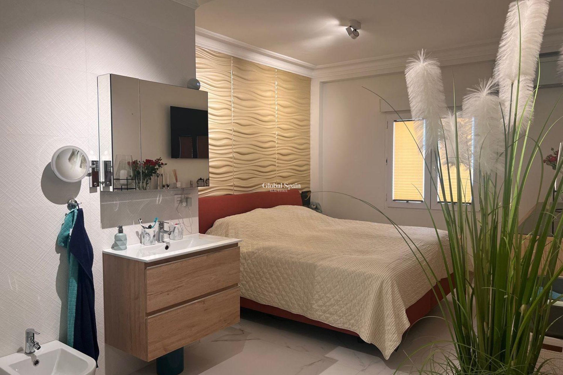 Resale - APARTMENT -
TORREVIEJA - Torrevieja