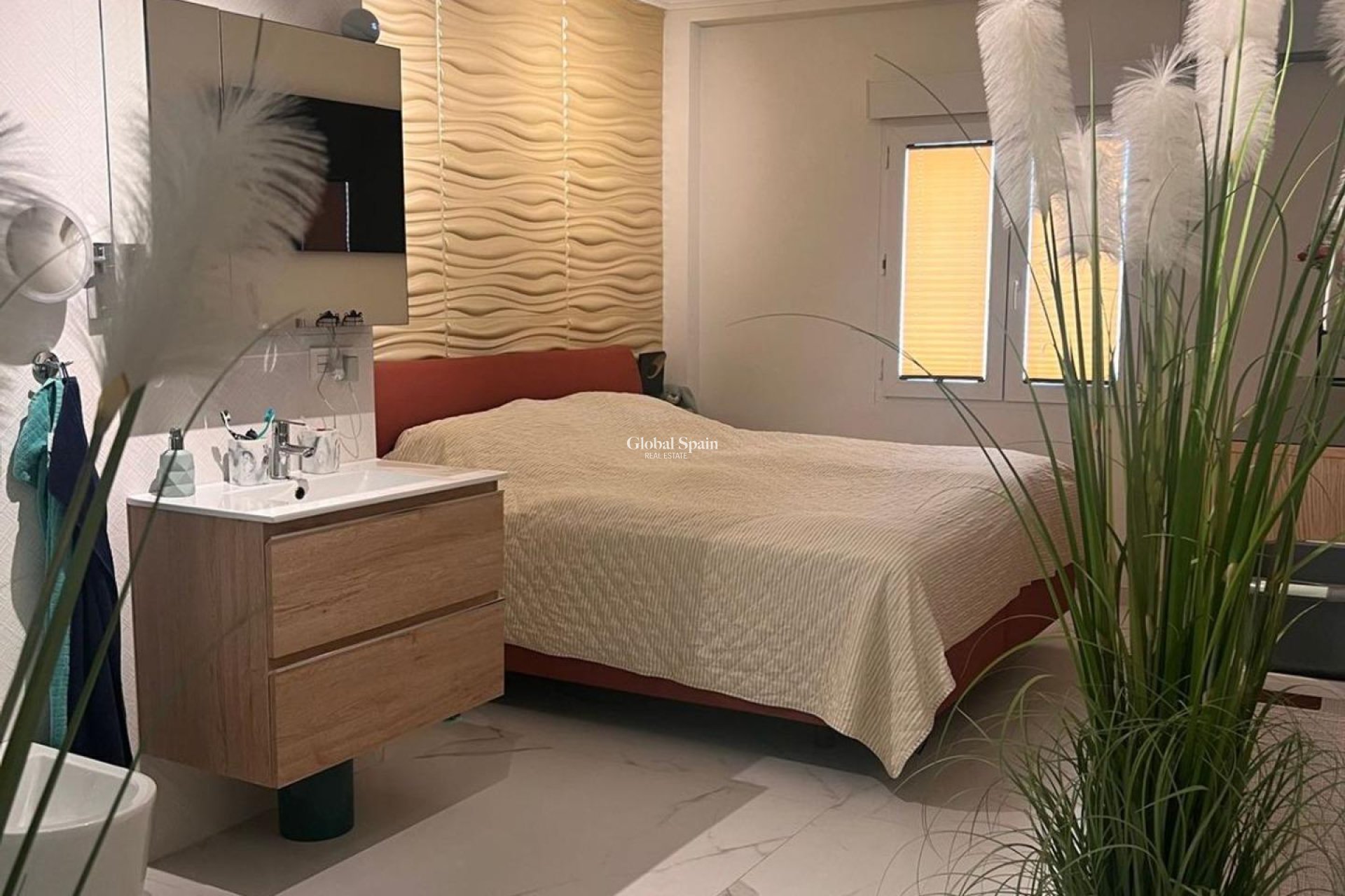 Resale - APARTMENT -
TORREVIEJA - Torrevieja