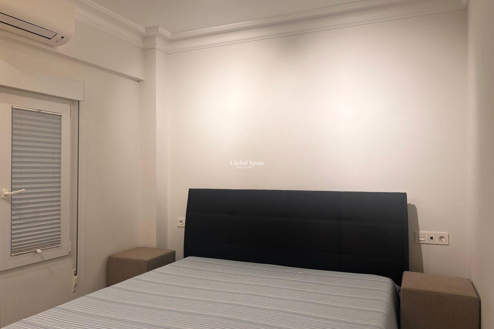 Resale - APARTMENT -
TORREVIEJA - Torrevieja