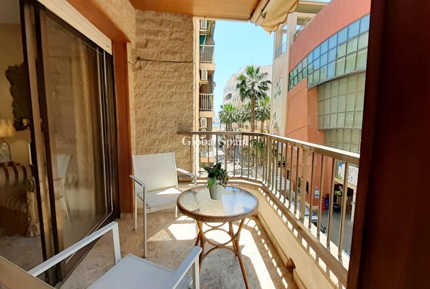 Resale - APARTMENT -
TORREVIEJA - Torrevieja