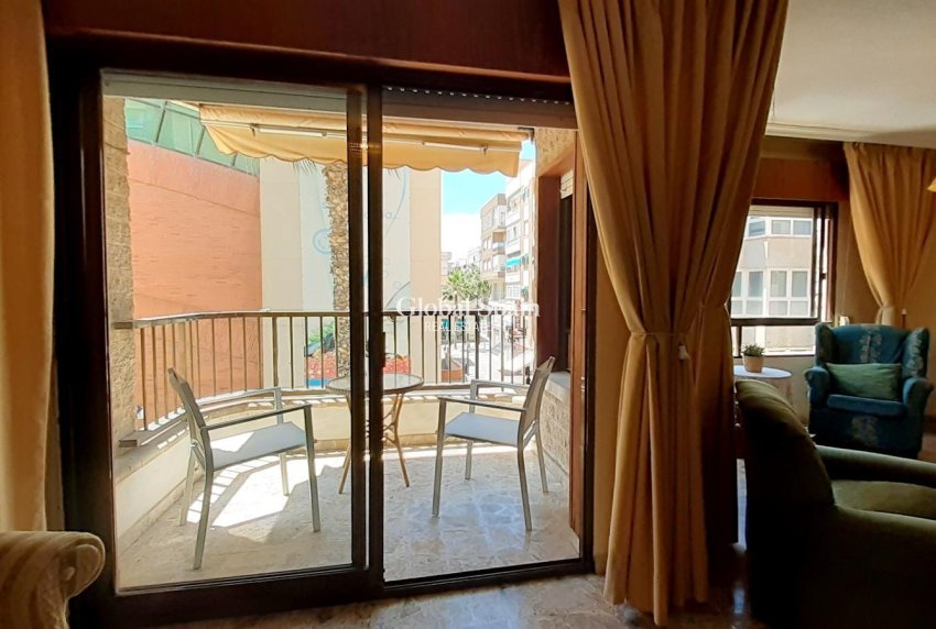Resale - APARTMENT -
TORREVIEJA - Torrevieja