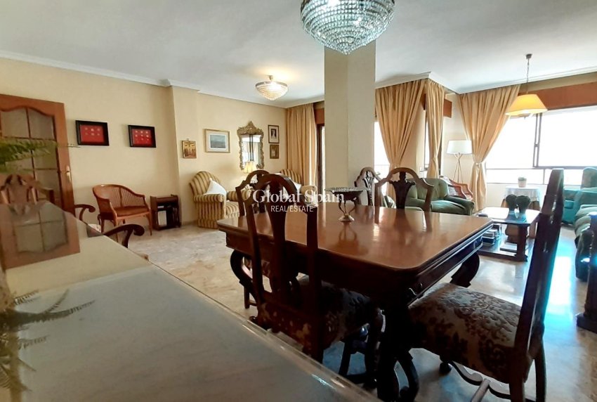 Resale - APARTMENT -
TORREVIEJA - Torrevieja